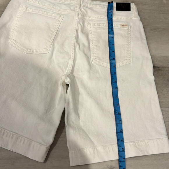 JEN 7 by 7 for All Mankind NWT White Denim Bermuda Shorts. - Picture 10 of 13